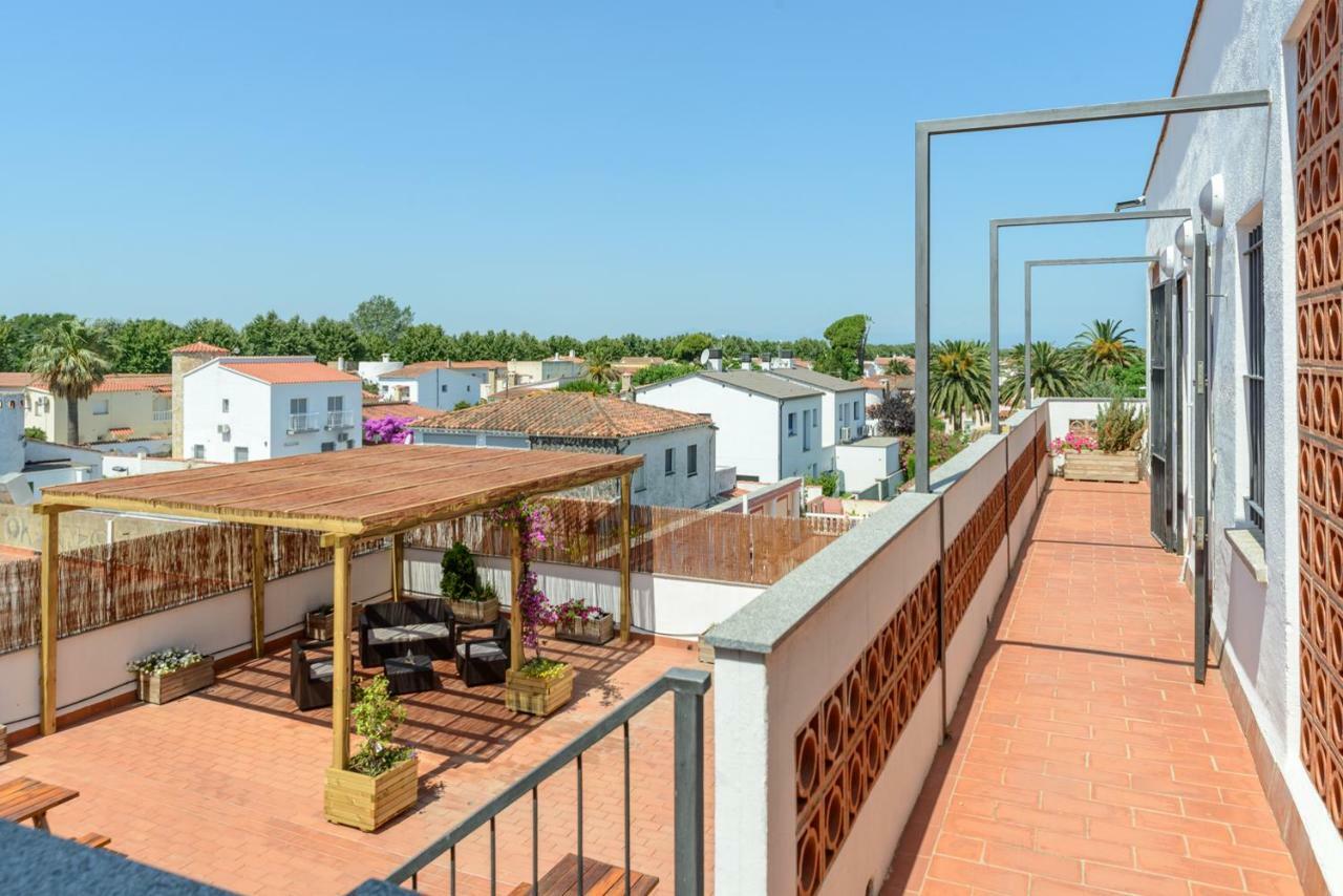 Empuriabrava Apartaments - Nº7 Екстериор снимка